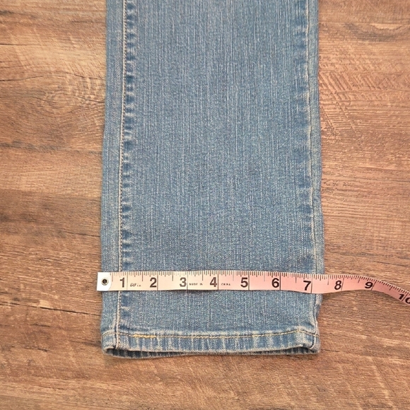 Levi's Perfectly Slimming Straight Leg 512 Jeans Size 4 Medium New With Tags - Picture 13 of 14